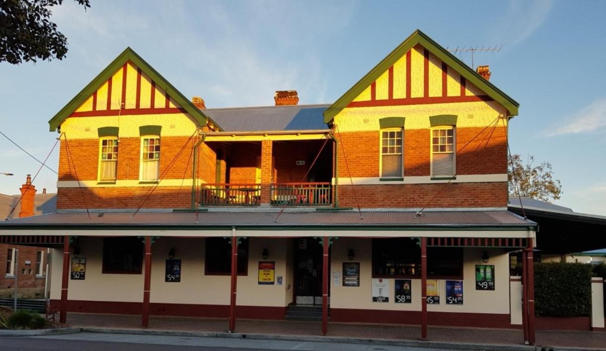 Maclean Hotel Exterior photo